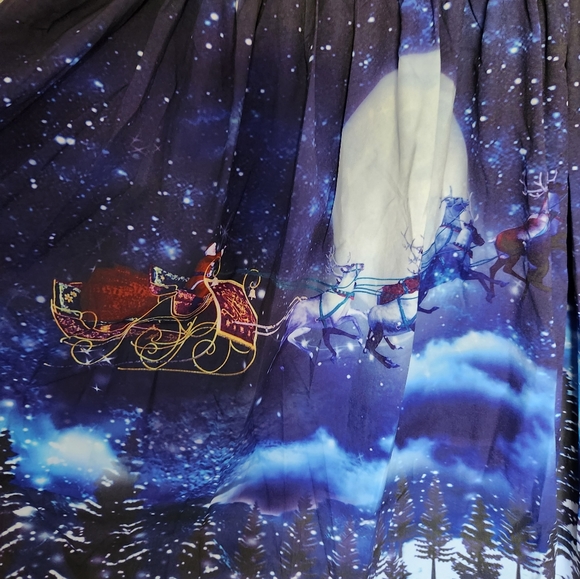 NWT Christmas Print Dress - Picture 3 of 4